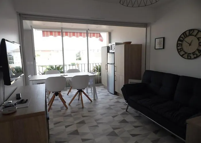 아파트 3 Pieces Renove, Proche Et Commerces, Pour 4 Personnes - Fr-1-326-669 *