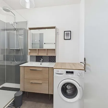 3 Pieces Renove, Proche Et Commerces, Pour 4 Personnes - Fr-1-326-669 Appartement *