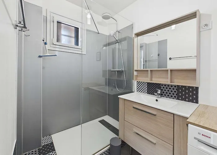 3 Pieces Renove, Proche Et Commerces, Pour 4 Personnes - Fr-1-326-669 Appartement *