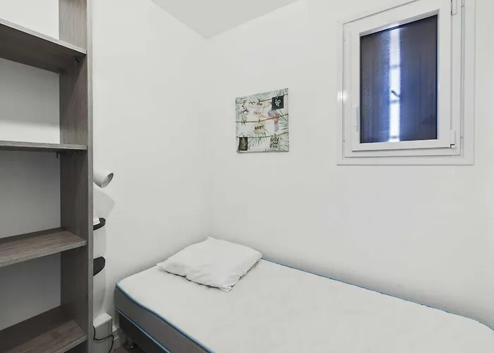 3 Pieces Renove, Proche Et Commerces, Pour 4 Personnes - Fr-1-326-669 * Marseillan (Herault)